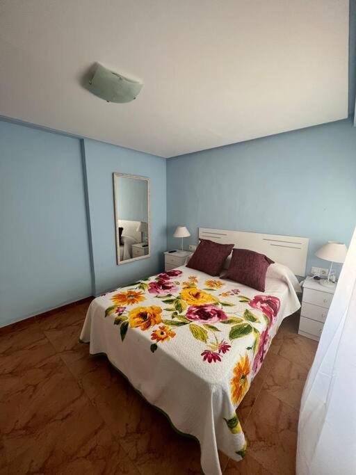 Apartamento Coloso Apartman Faro de Cullera Kültér fotó